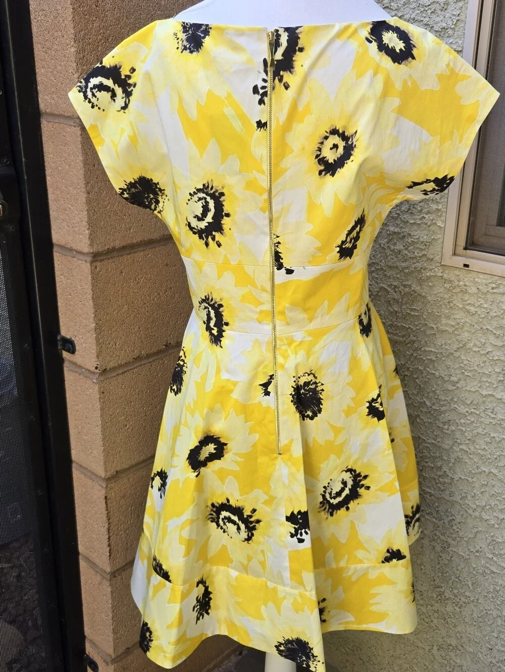 Kate Spade Sunny Daisy Fiorella Yellow Fit-and-Flare Dress NWT